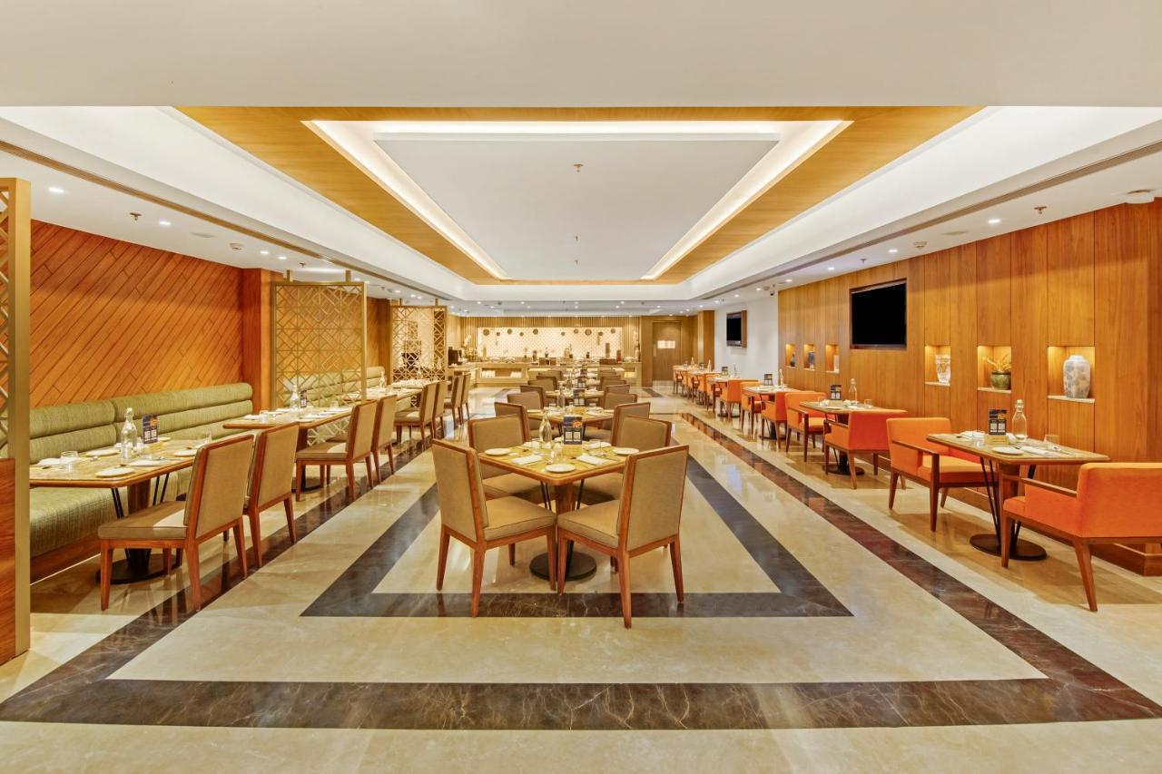 Hotel Golden Tulip Jalandhar Extérieur photo