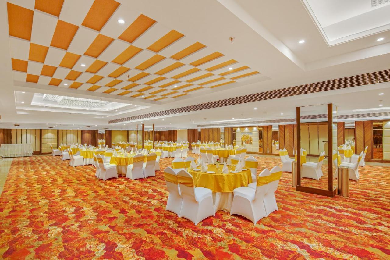 Hotel Golden Tulip Jalandhar Extérieur photo